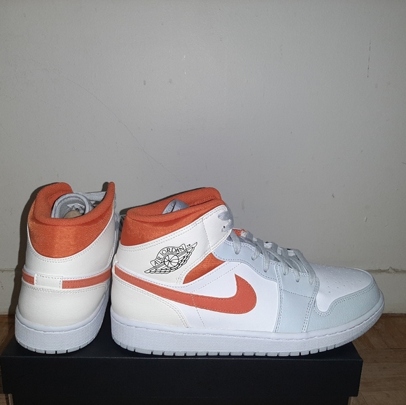 Jordan 1 mid - Picture 3 of 4